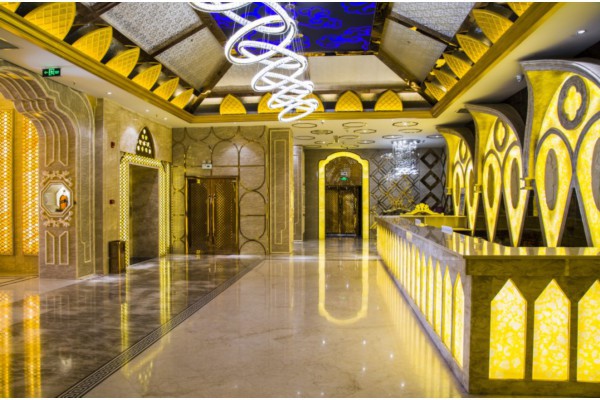 重庆按摩馆里的颜值高高手，体验一次难忘！